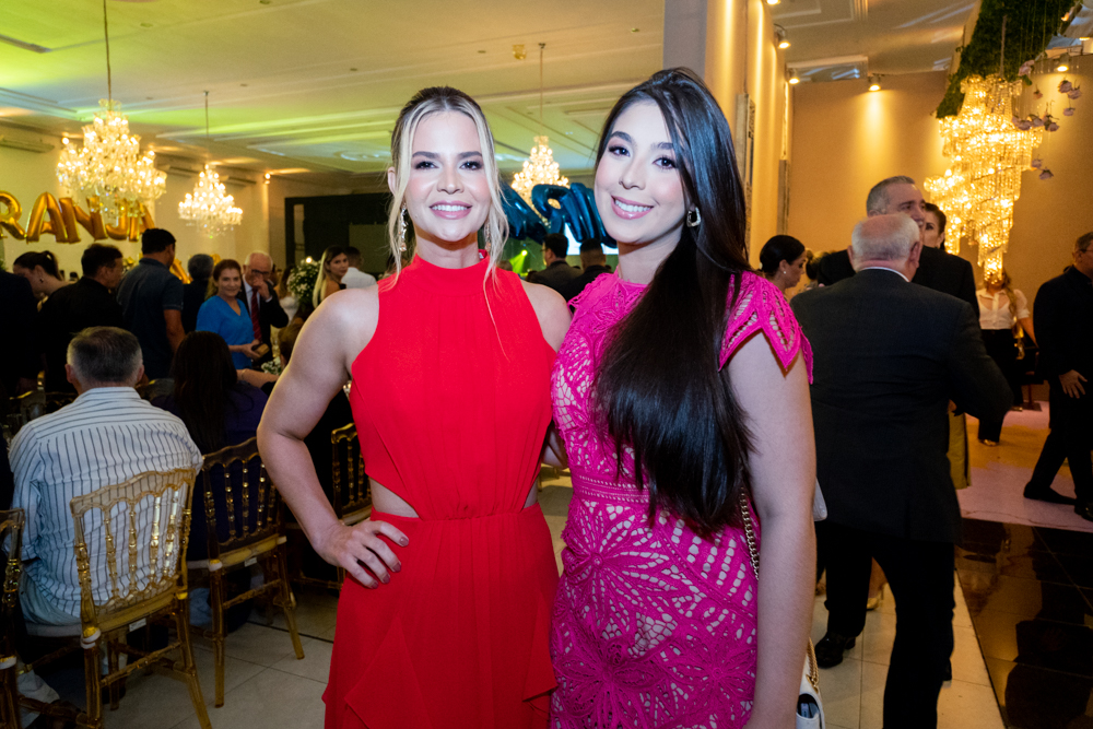 Aline E Larissa Freitas (1)