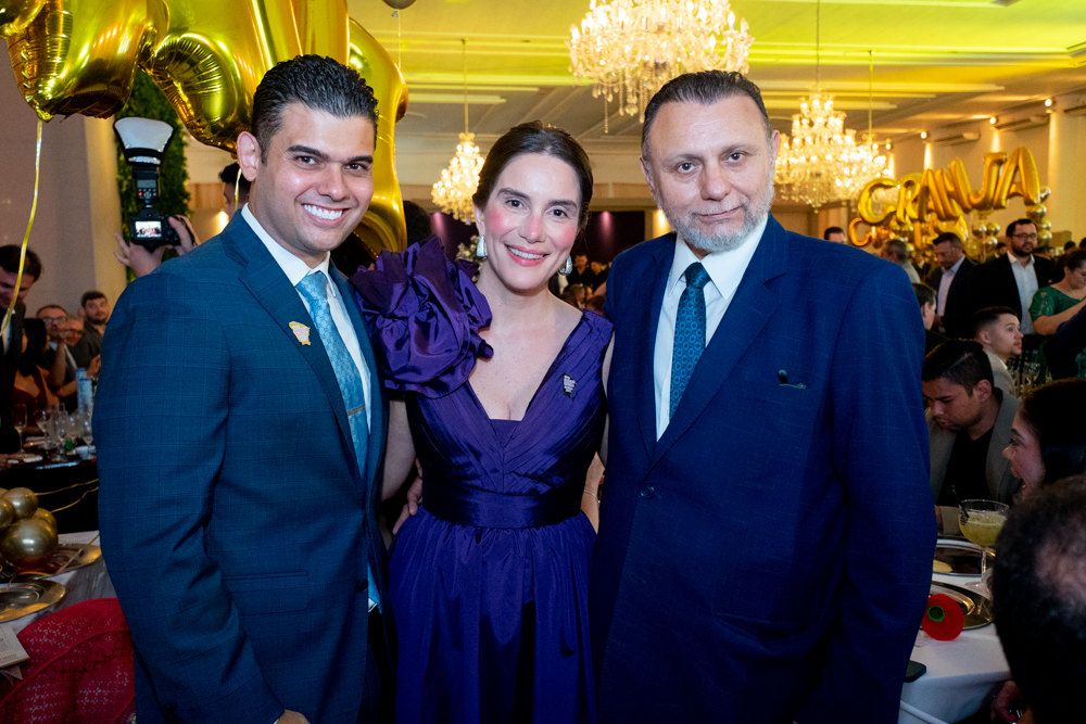 Davi Benevides, Ariana E Vicente Aquino (2)