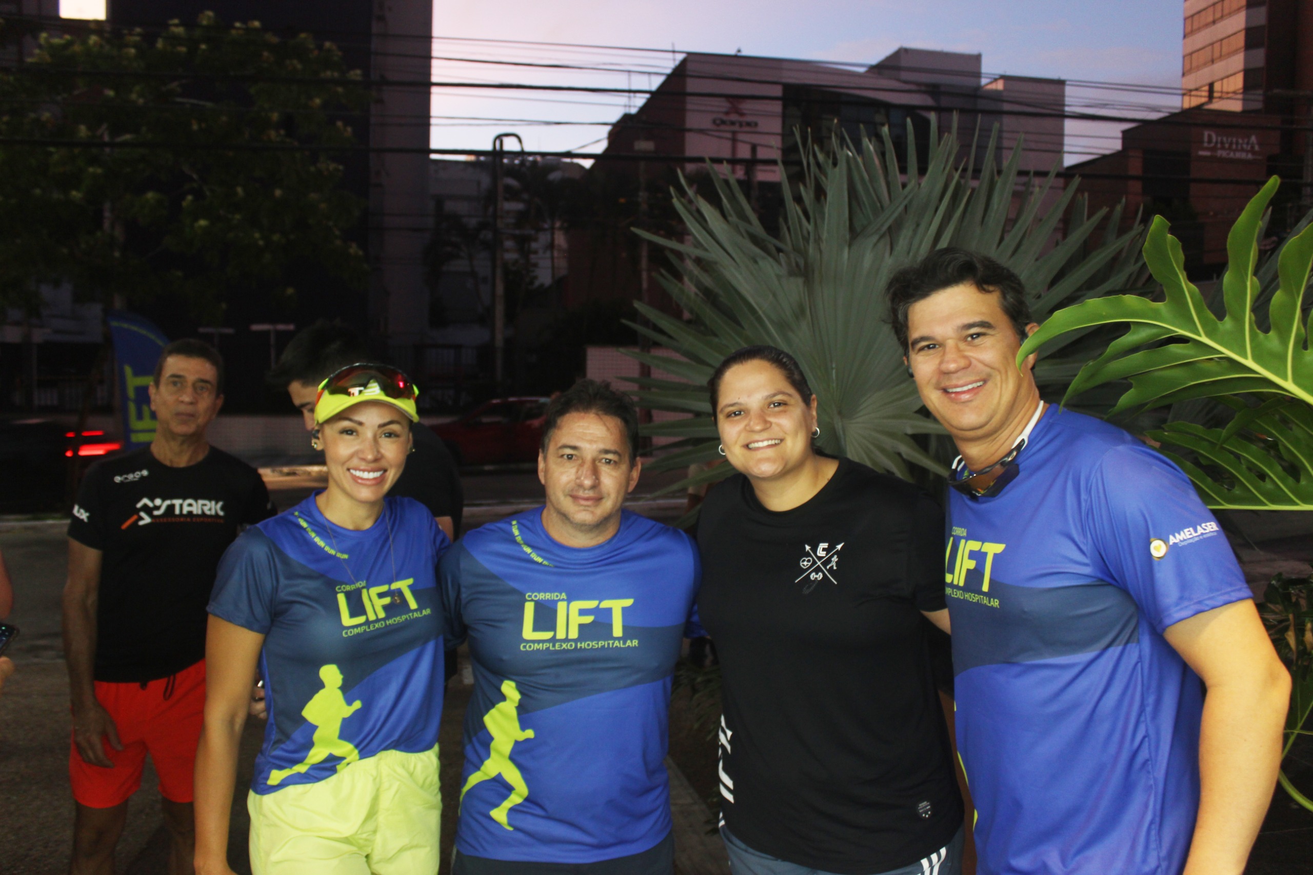 1ª Corrida LIFT promoveu hábitos saudáveis e reuniu mais de 100 pessoas no Meireles 1ª Corrida LIFT promoveu hábitos saudáveis e reuniu mais de 100 pessoas no Meireles