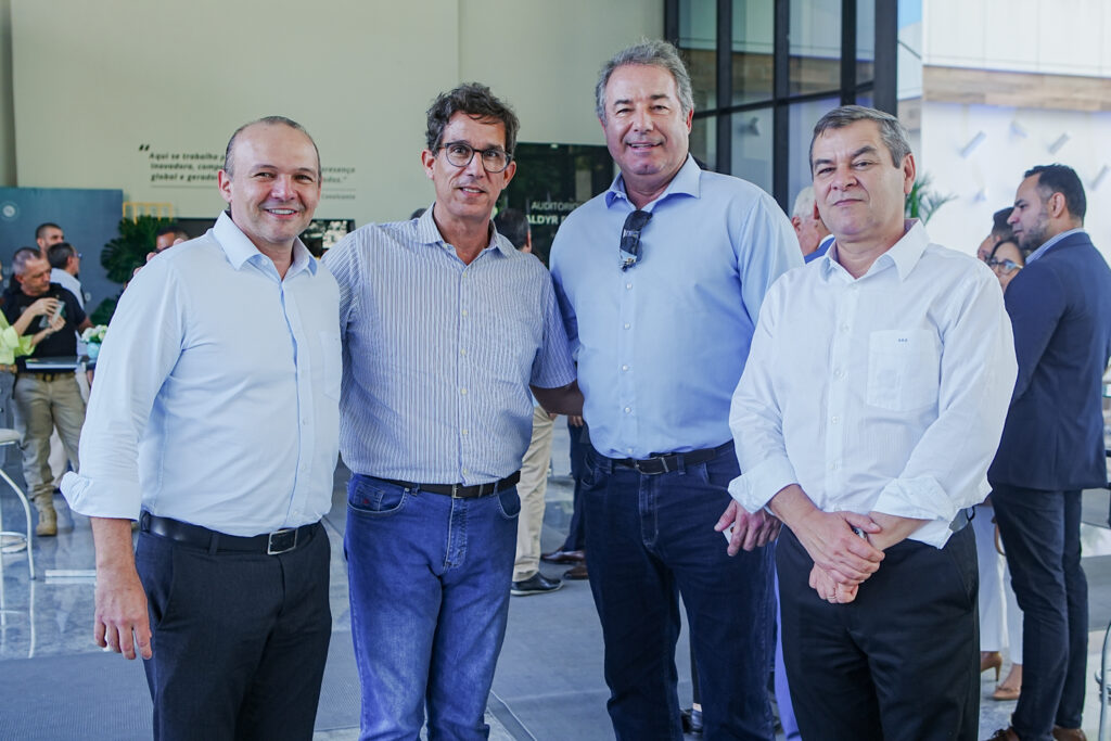 Eduardo Amaral, Tom Prado, Carlos Telles E Karlei Sobraira
