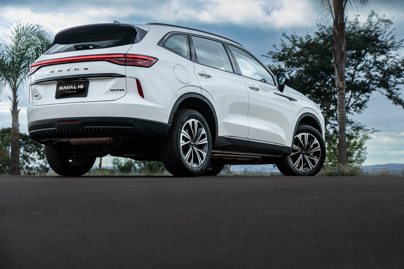Em pré-venda, Haval H6 PHEV19 está com preço promocional