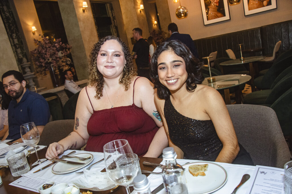 Juliette Brito E Vitoria Mendes