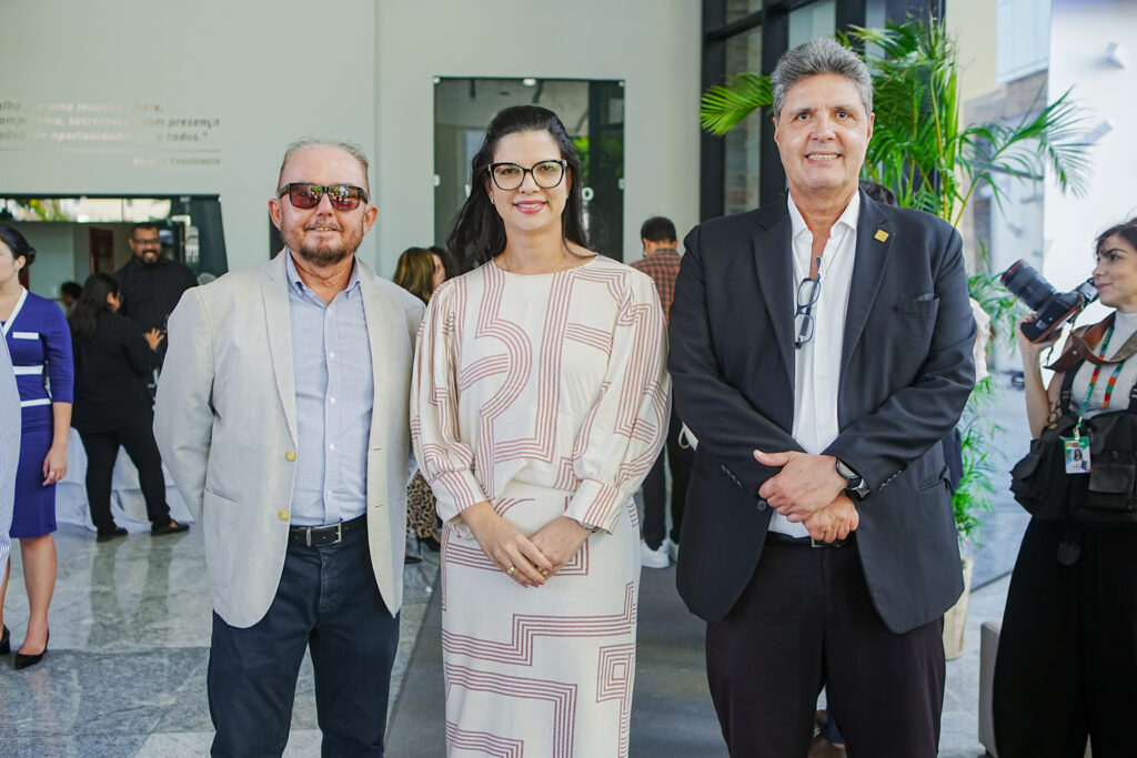 Julio Cavalcante, Karine Frota E Marcos Oliveira