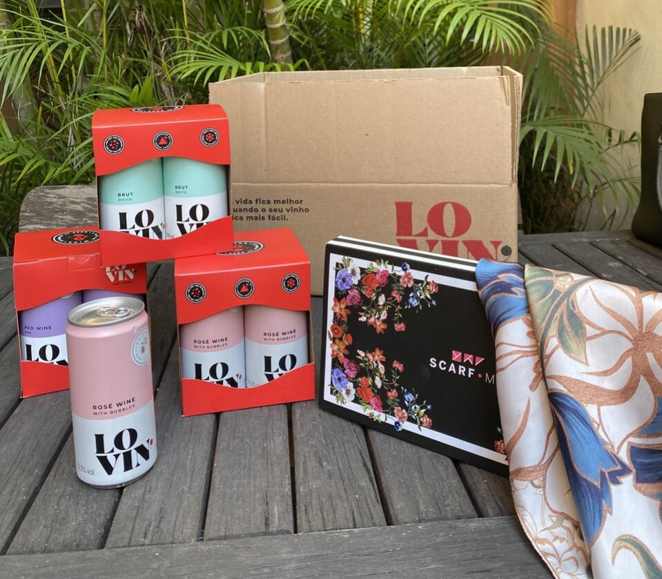 Celebre o Dia dos Namorados com sofisticação: Lovin’ Wine e Scarf me apresentam o Kit Valentines Lovin’