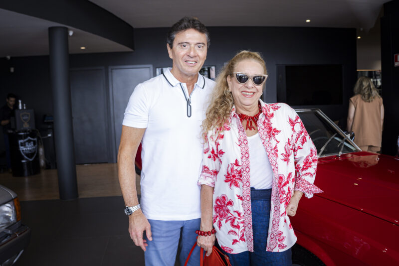 LUXO SOBRE RODAS - Mercedes-Benz celebra clássicos e lança GLC 43 Coupe em grande estilo