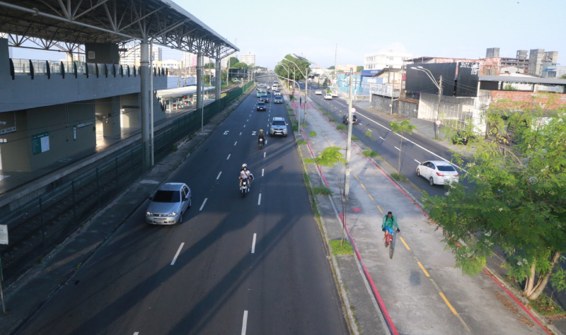 Prefeitura de Fortaleza conclui recapeamento de 34 vias recuperando mais de 43 km na Capital