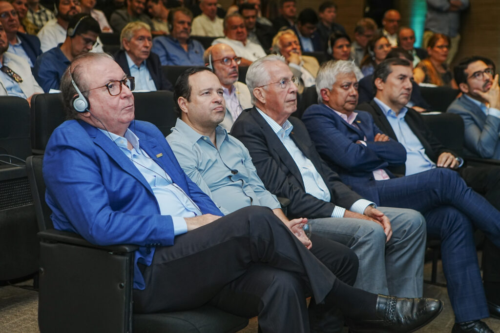 Ricardo Cavalcante, Igor Barroso, Carlos Prado E Hitendra Patel