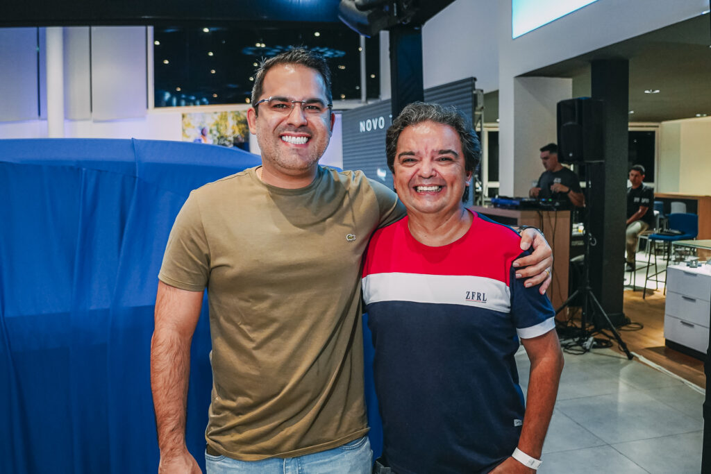 
				Yuri Lima E Jota Pompilio
				