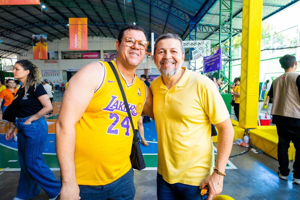 André E Élcio Batista