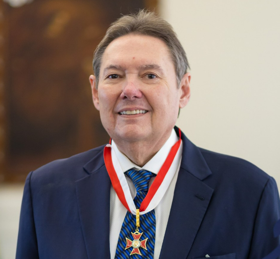 Ivens Dias Branco Júnior recebe Medalha da Ordem Alencarina do Mérito Judiciário do Trabalho