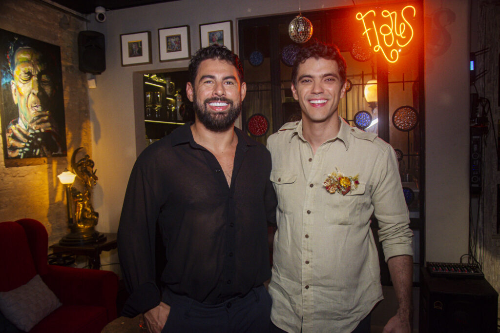 
				Esmeraldo Neto E Rodrigo Cidrao
				