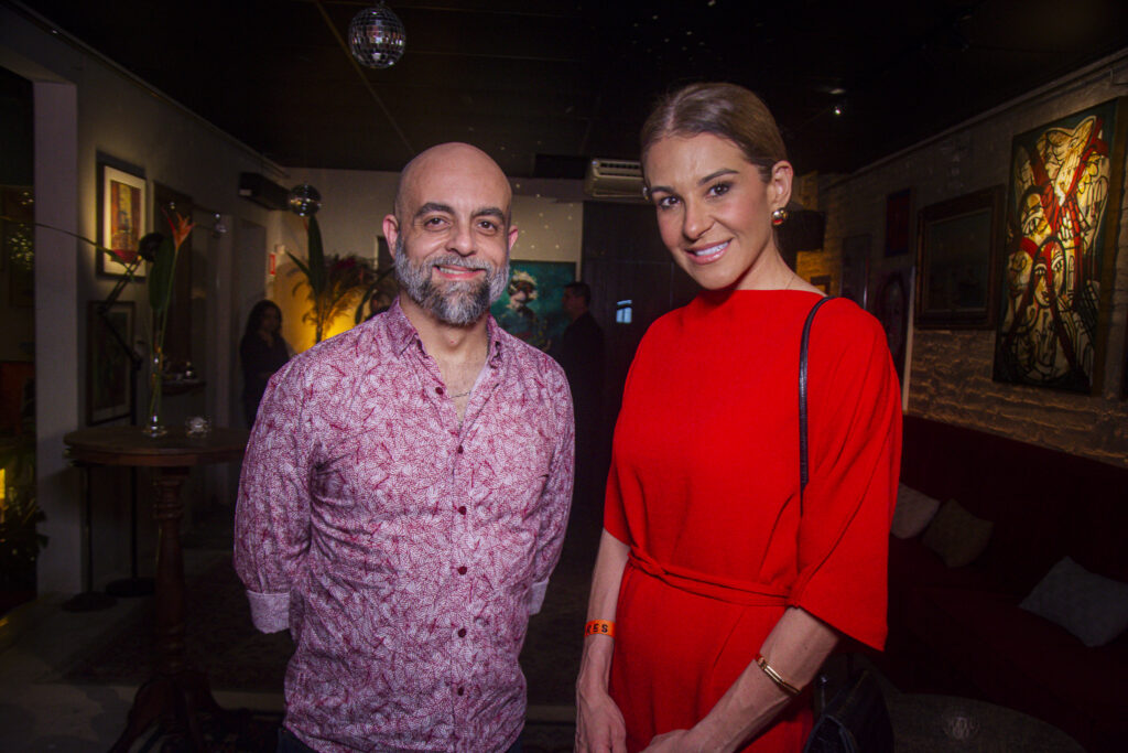 
				Fred Avellar E Gabriela Toccio
				