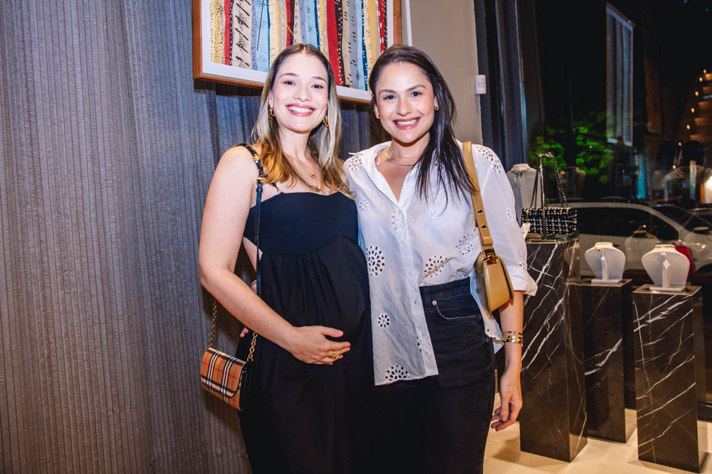 Mariana Murad E Karol Guedes (2)