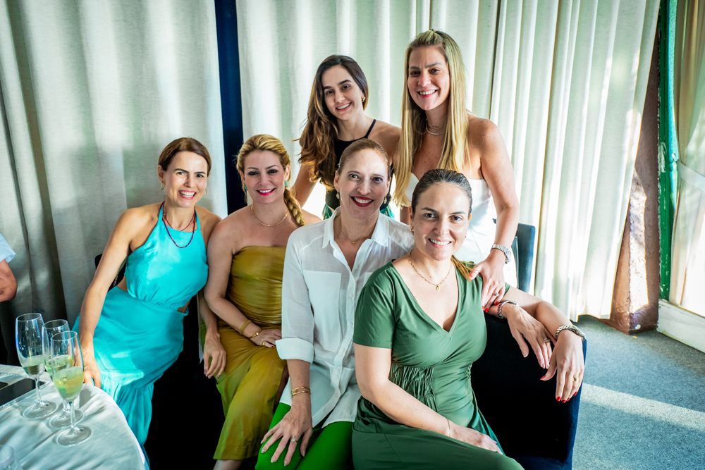 Martha Brandão, Mariana Da Fonte, Luciana Sousa, Tatiana Luna, Ana Claudia Canamary E Raquel Vasconcelos