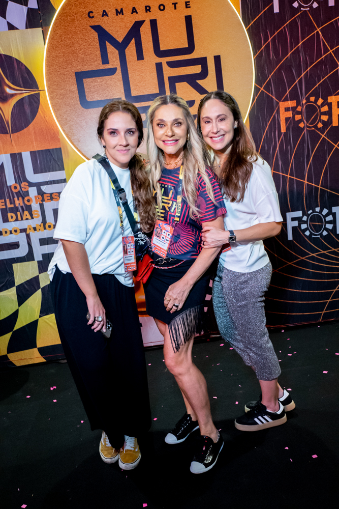 Natália Marques, Célia Magalhães E Larissa Coelho