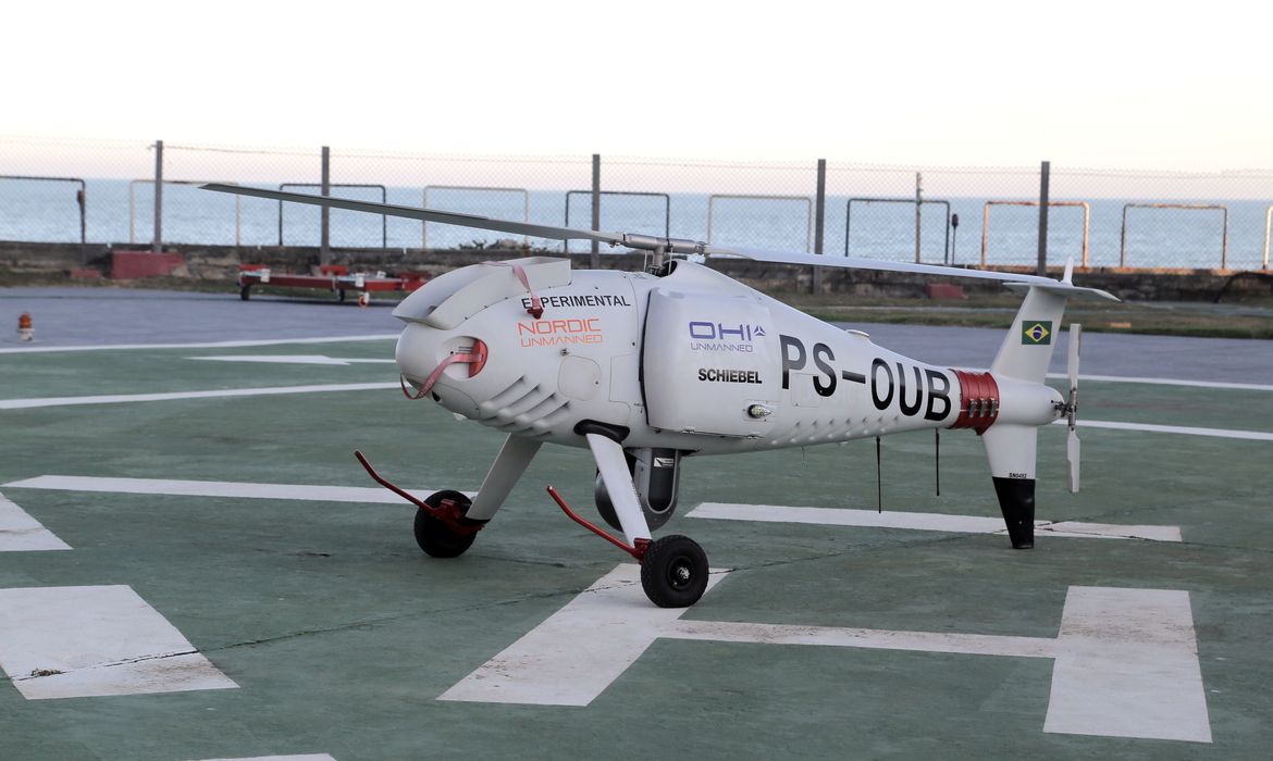 Petrobras testa voo em aeronave sem piloto para transporte de cargas Petrobras testa voo em aeronave sem piloto para transporte de cargas