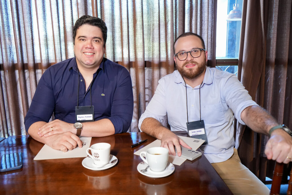 
				Alisson Fontenele E Lucas Novaes
				