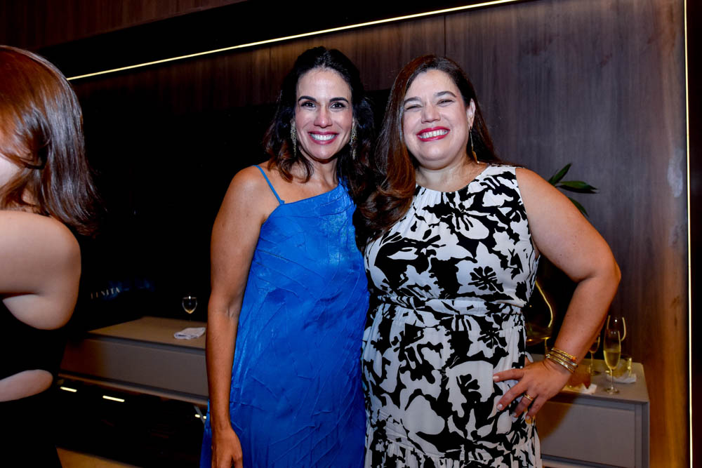 Ana Virgínia Martins E Maitê Martins