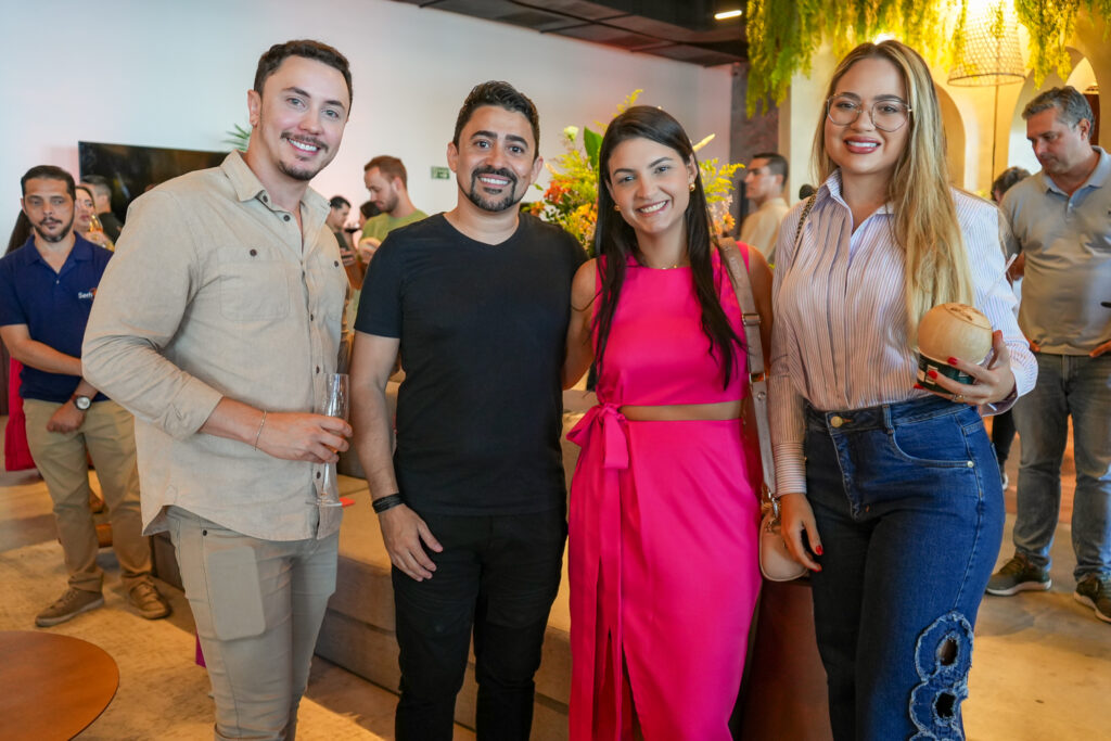 
				Andre Lira, Alex Forte, Vitoria Borba E Manoella Holanda
				