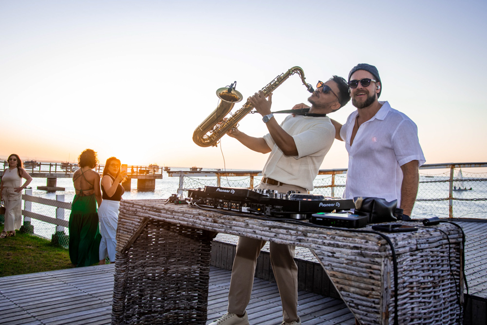 Eddi Sax E Thiago Camargo (3)