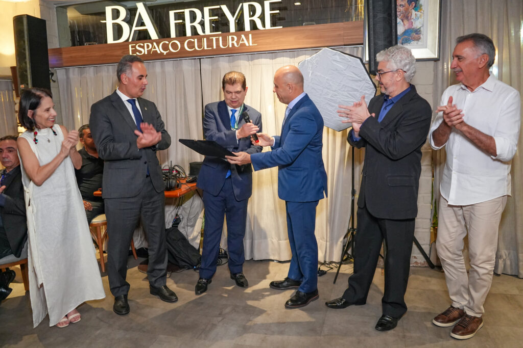 
				Febrafite Com Mauro Benevides Filho 
				