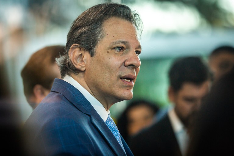 Haddad defende transparência das contas para avaliar medidas de ajuste