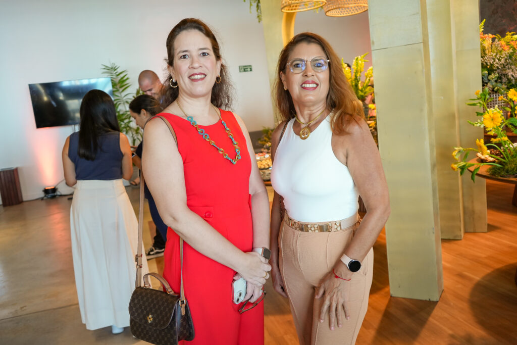
				Flavia Albuquerque E Nilde Lima 
				