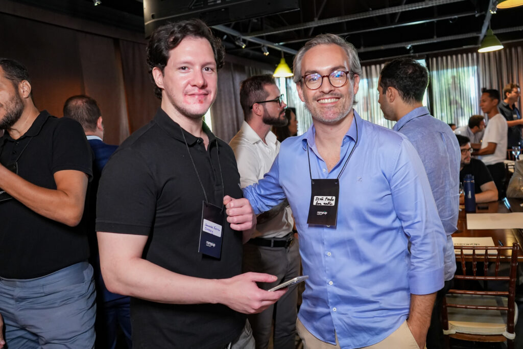 
				Johnny Fujita E Paulo Feitosa
				