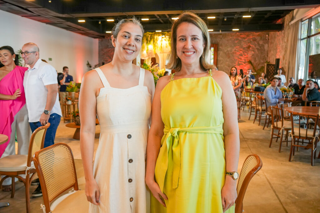 
				Juciana Gurgel E Izaqueline Ribeiro 
				