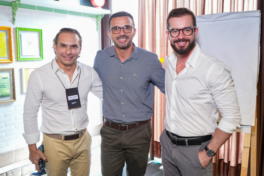 
				Loredan Bernnuty, Sergio Cordeiro E Gabriel Franco
				