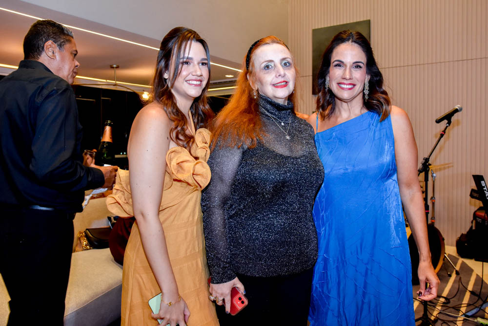 Marina Martins, Jacqueline Philomeno E Ana Virgínia Martins