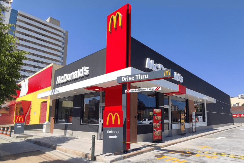 McDonald’s lucra US$ 2,25 bilhões no 2º trimestre e supera expectativas
