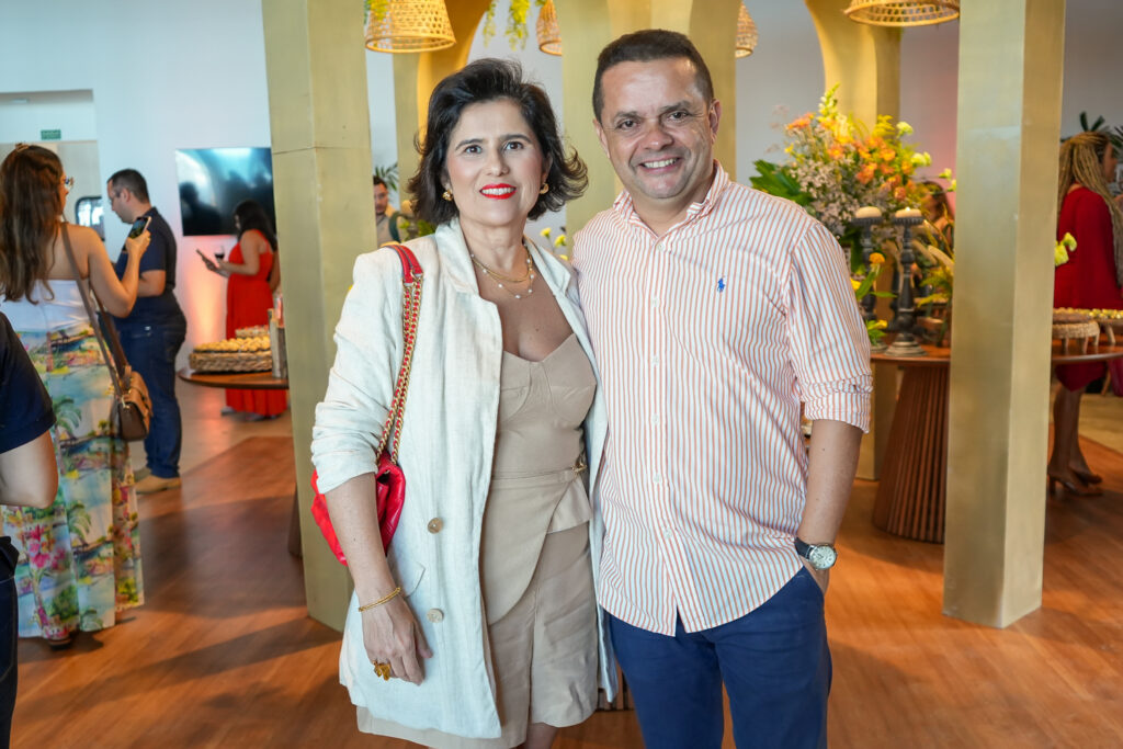 
				Micheline E Germano Albuquerque 
				