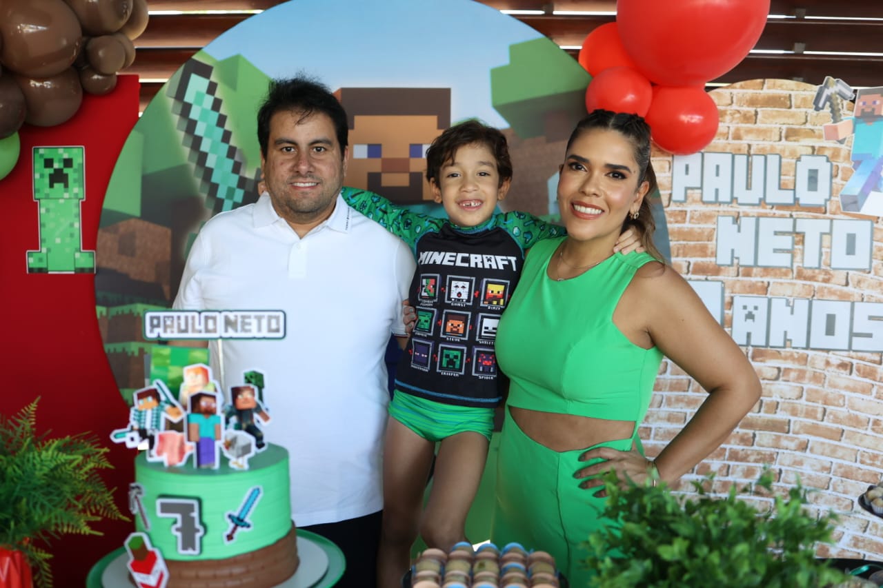 Paulo Aragão e Laís Soares comemoram os 7 aninhos de Paulo Neto