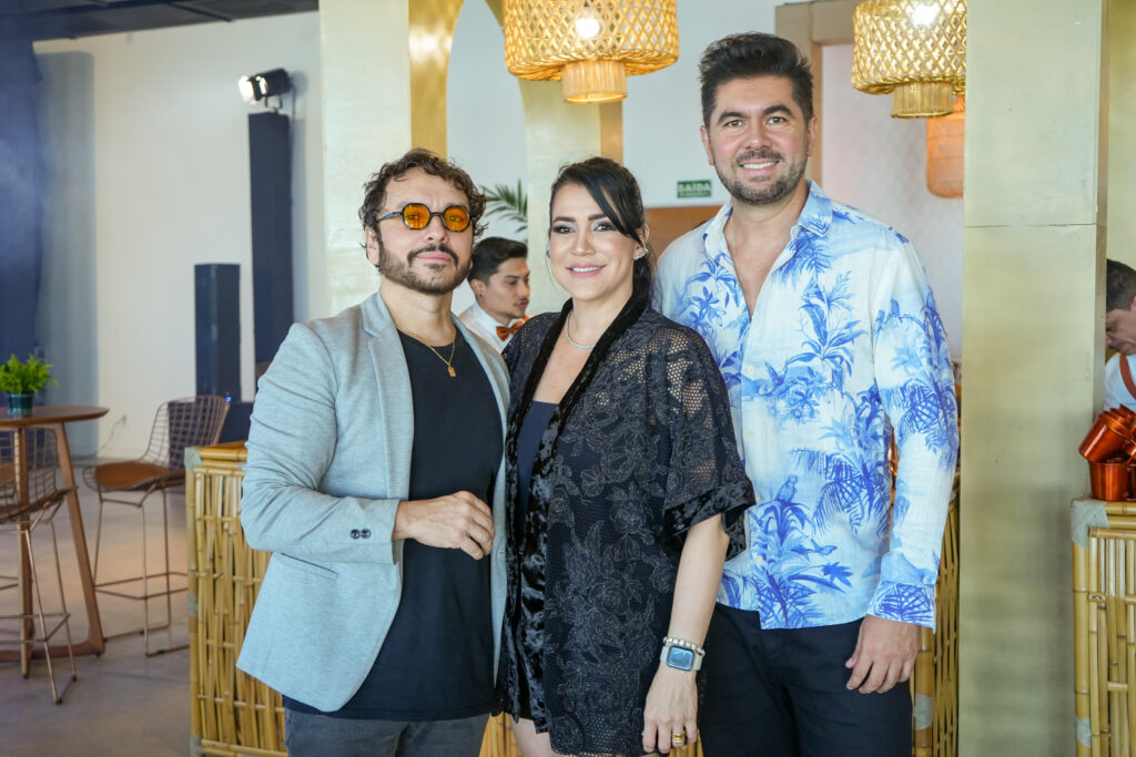 
				Pericles Campelo, Dani Di Dj E Iataque Figeiredo 
				