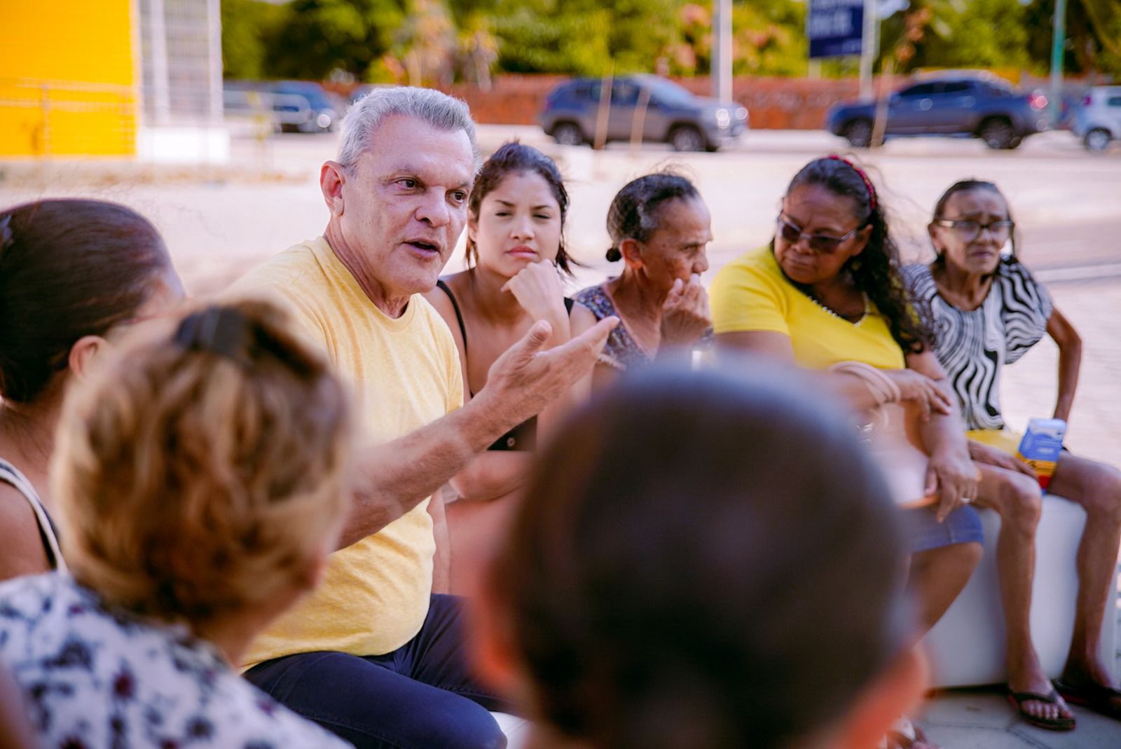 Sarto discute saúde e anuncia expansão de serviços em reunião no bairro Cajazeiras