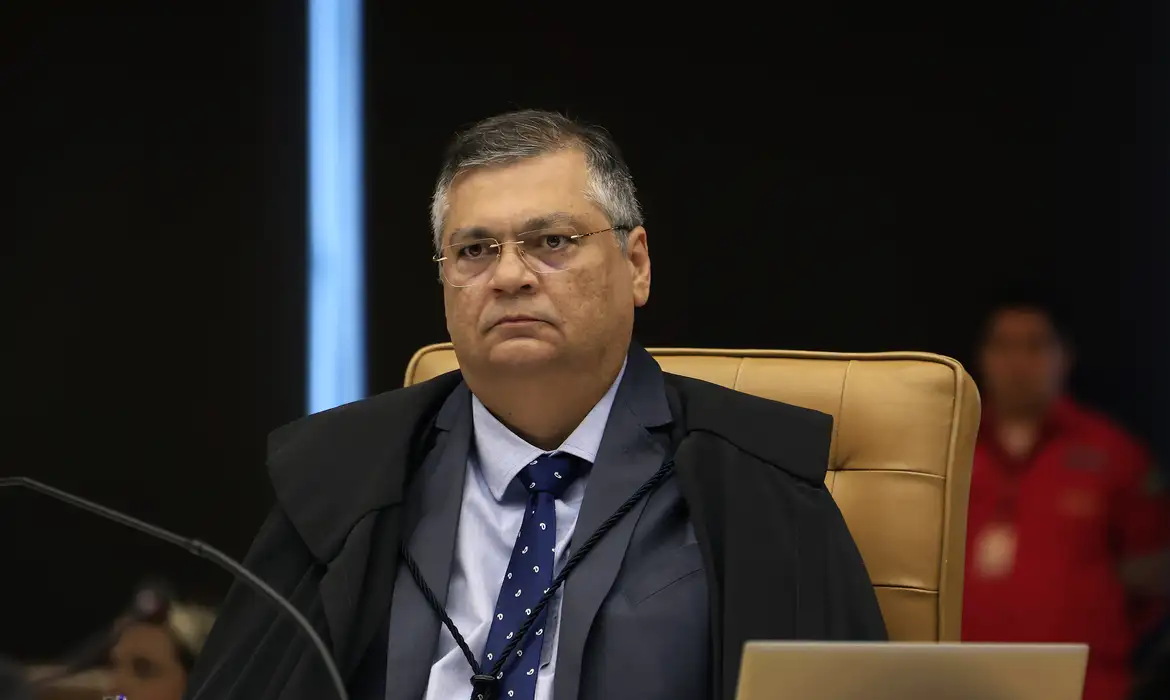 Dino insiste: quer que Congresso informe como vai identificar autor de emendas