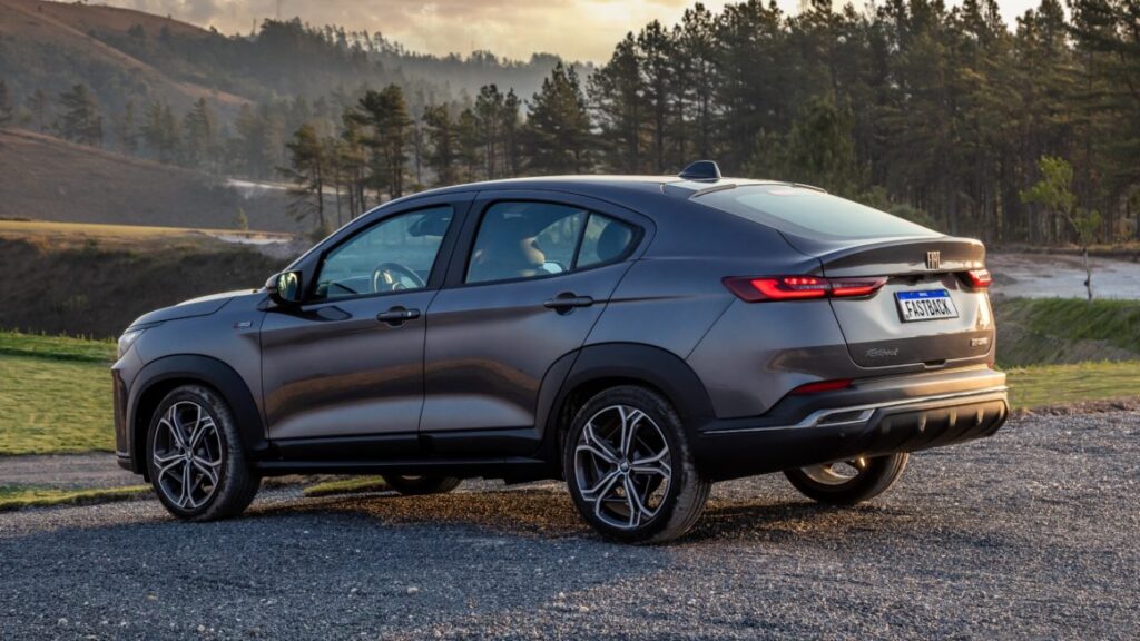 Fiat Fastback Limted 308 1160x652