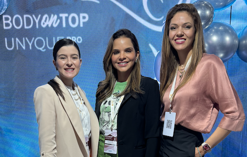 Corpo clínico da Essence participa de congresso de tecnologia estética em São Paulo