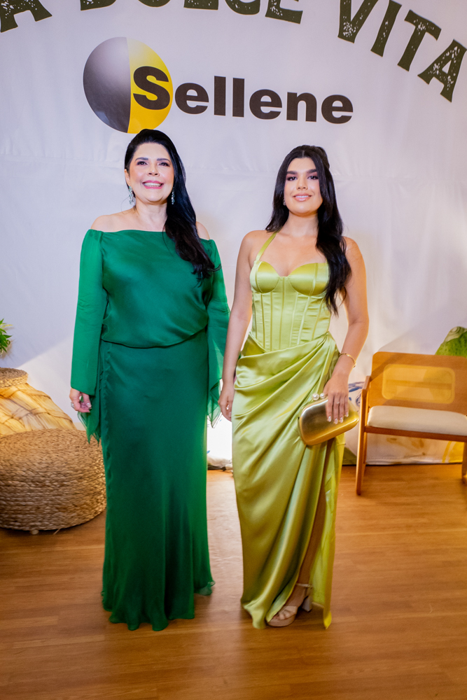 Sellene E Marcelle Câmara