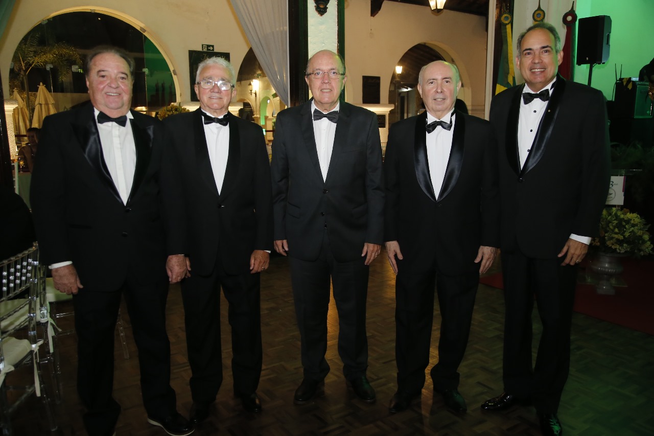 Ideal Clube celebra 93 anos com Baile de Gala Ideal Clube celebra 93 anos com Baile de Gala