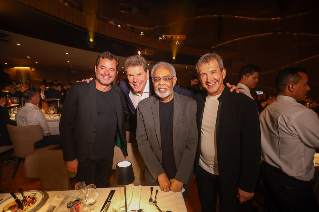 Accioly, Gil E Dody (2)