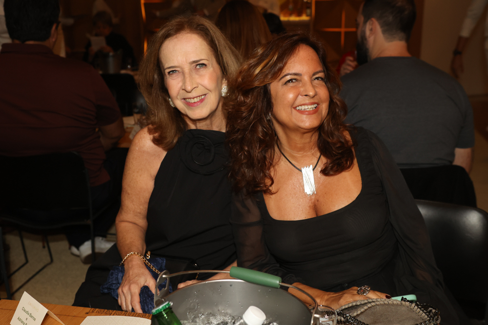 Adriana Barros E Cláudia Cardoso