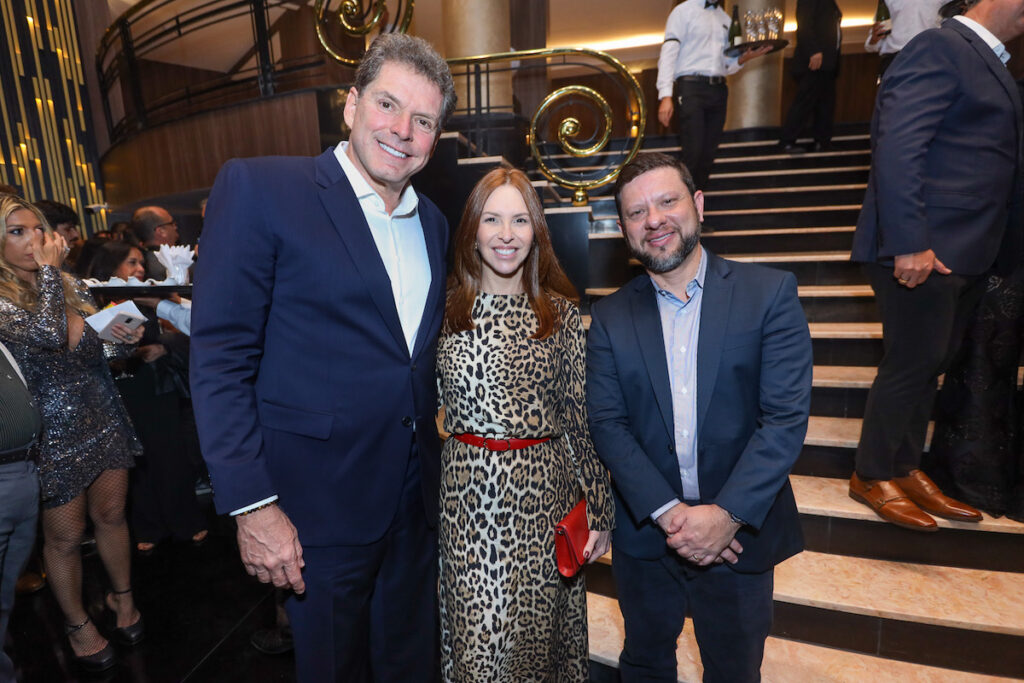 Alexandre Accioly, Tatiana E Nicolas Miccione