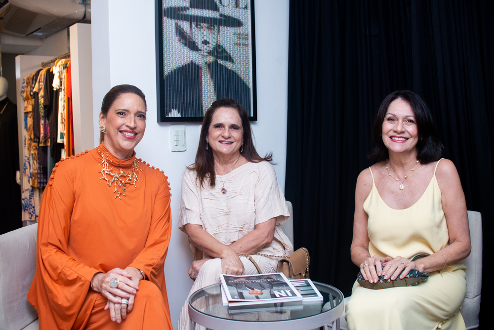 Ana Claudia Canamary, Maria Luisa Bezerra