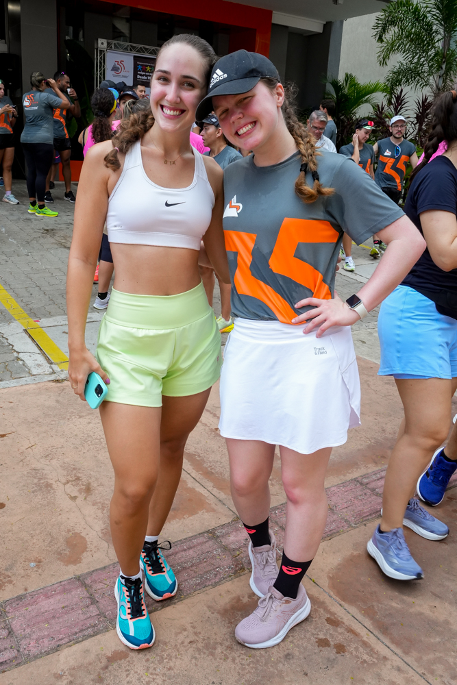 Beatriz Frota E Manuela Coling