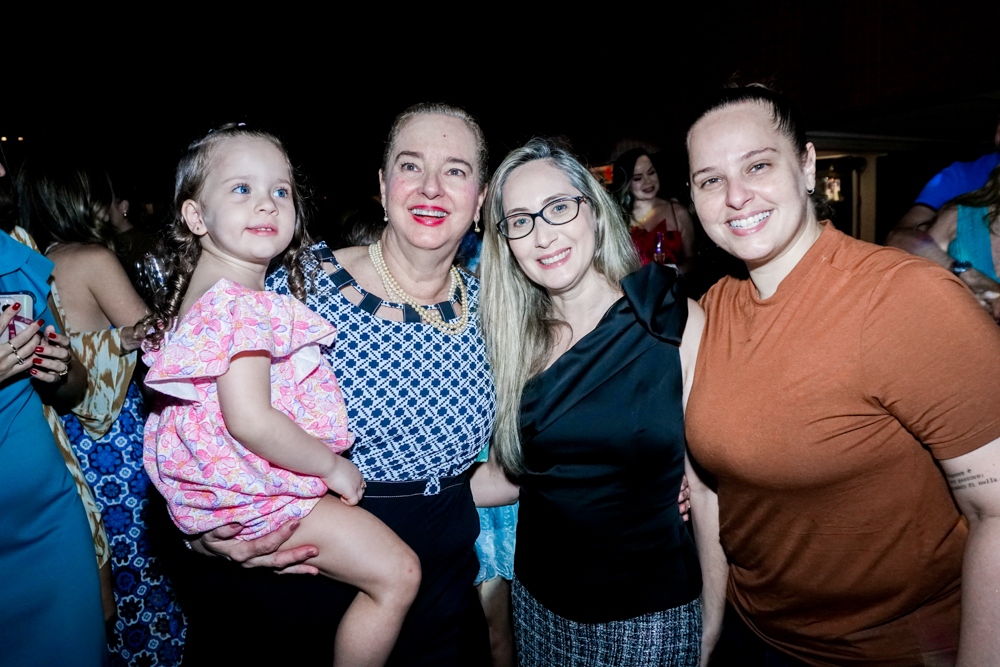 Catarina De Francesca, Ana Maria De Francesco, Isabel Meireles E Marieta De Francesca