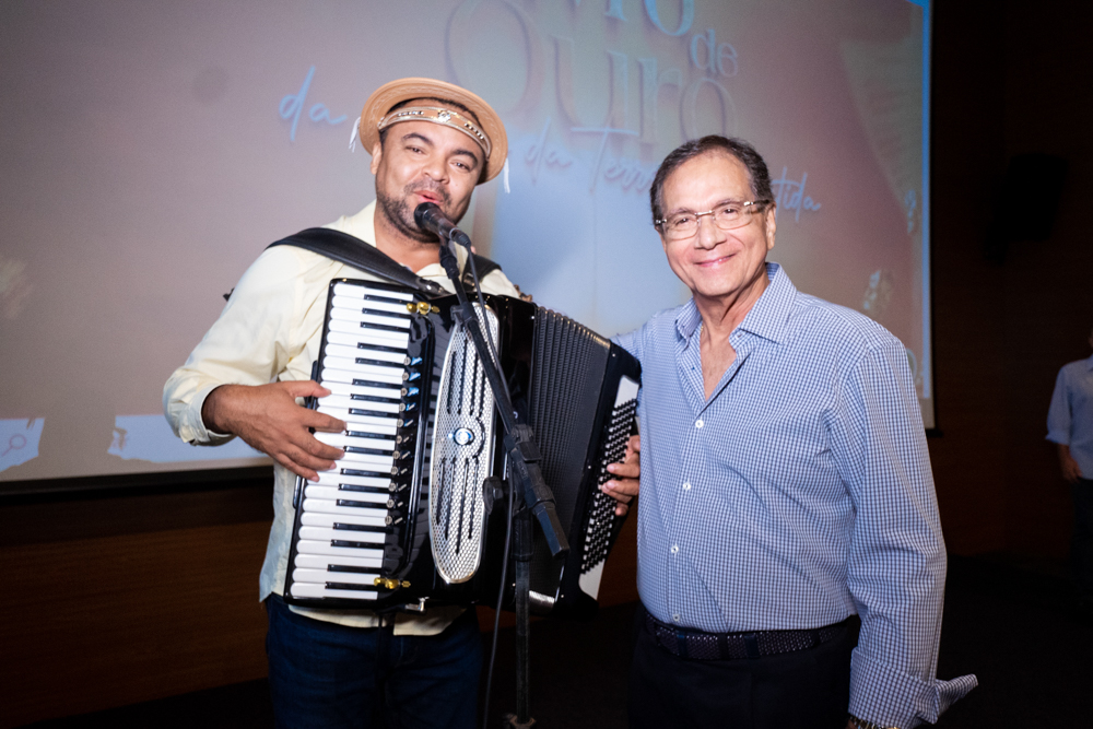 Chambinho Do Acordeon E Beto Studart