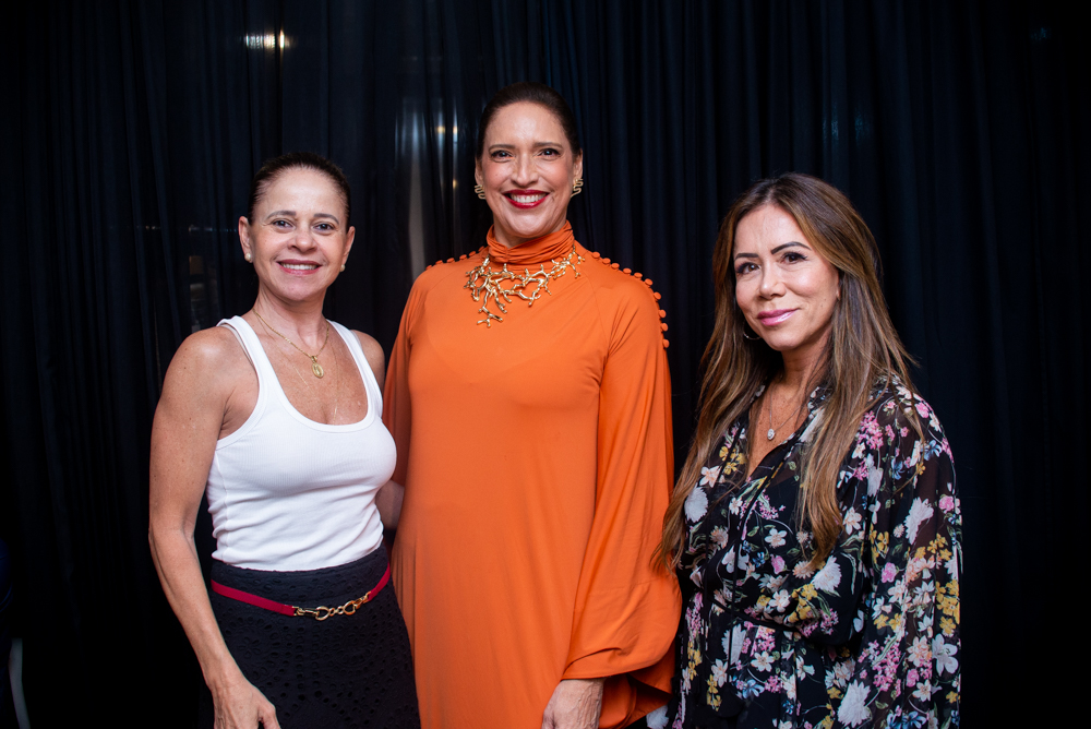 Claudiana Borges, Ana Claudia Canamary E Sakiê Brookes (2)