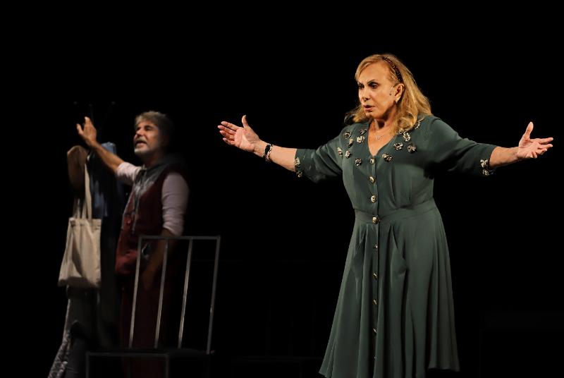 Espetáculo teatral com Arlete Salles e Edwin Luisi terá três apresentações no Theatro Via Sul Espetáculo teatral com Arlete Salles e Edwin Luisi terá três apresentações no Theatro Via Sul